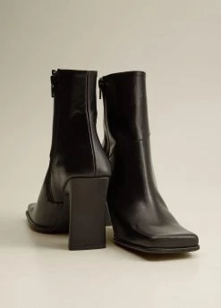 Squared Toe Leather Ankle Boots Black 23 Squared Toe Leather Ankle Boots Black -Mango Shoes Sales unnamed file 1514