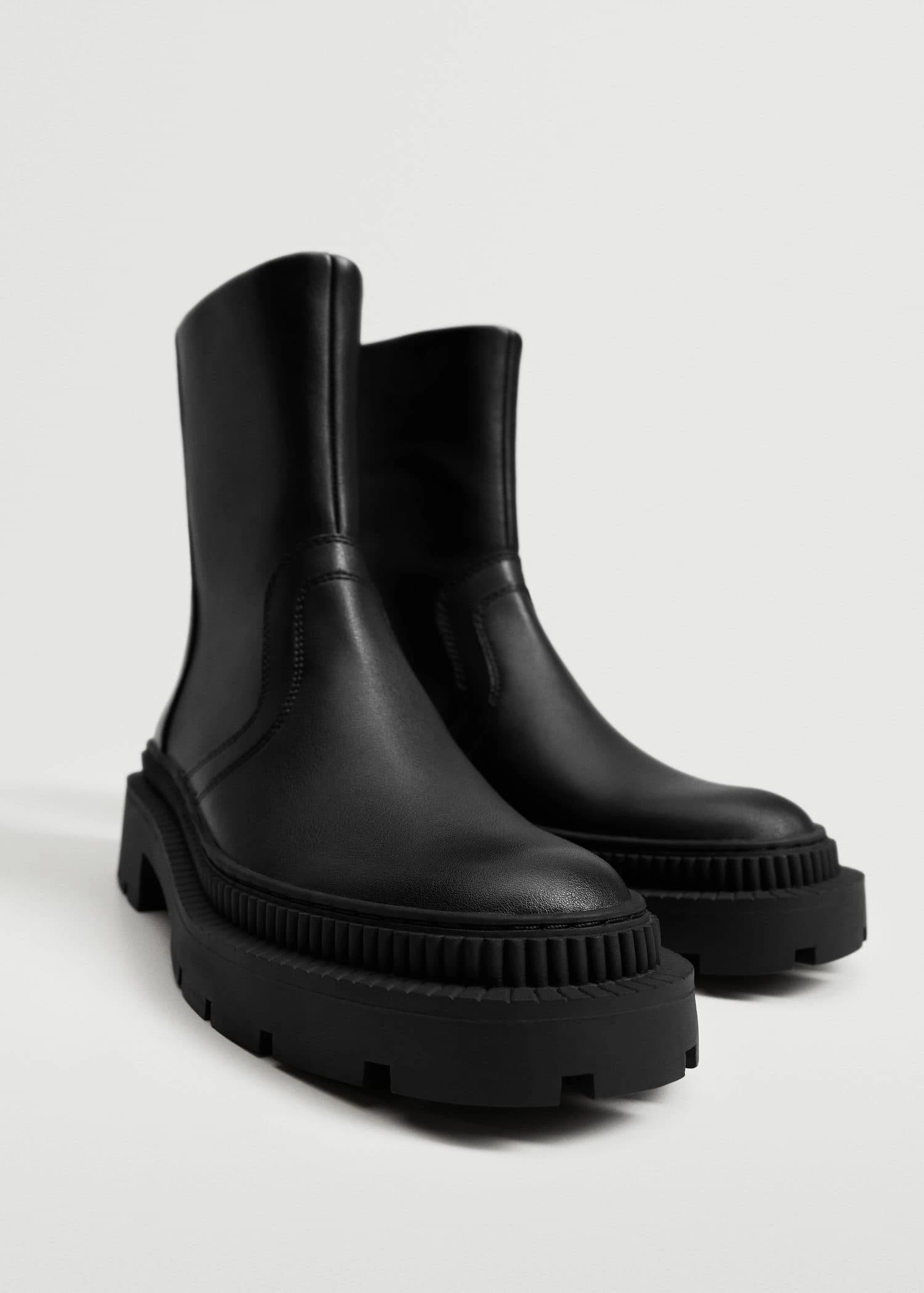 Track Outsole Boots Black 5 Track Outsole Boots Black - Image 3