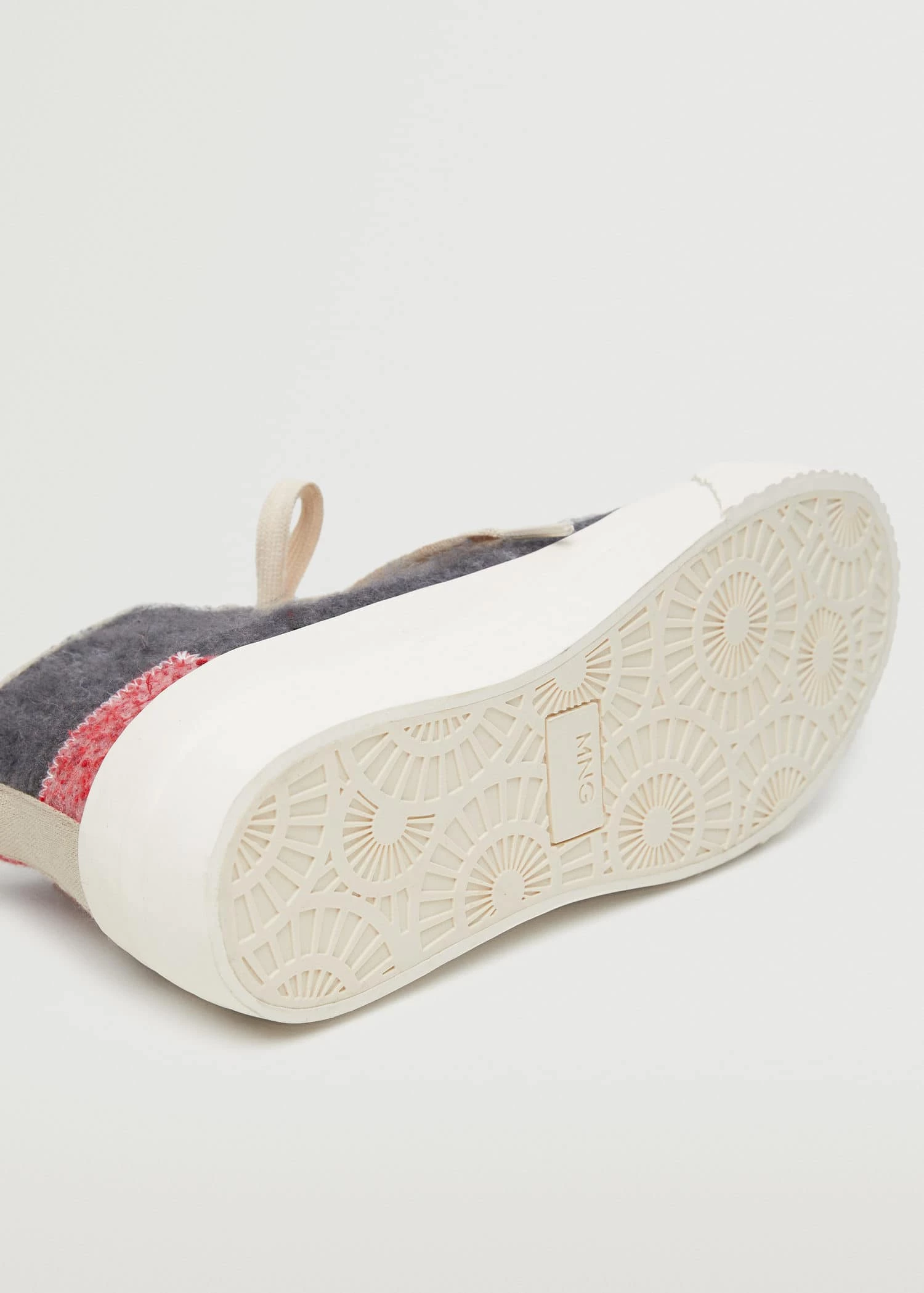 Contrast Sole Sneakers Beige 7 Contrast Sole Sneakers Beige - Image 5